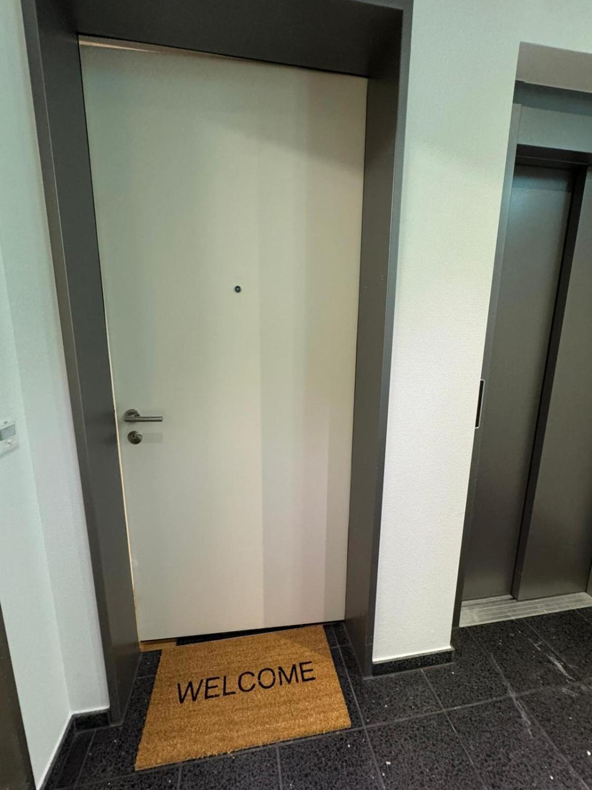 Daire Station Apartment, 2 Bedroom & Sofabed Zürih